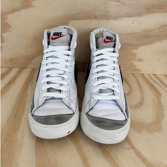 Nike - Blazer Mid 77 Vintage - Sneakers - Black - Women's - 8 - CZ1055-100 - Picture 2 of 9